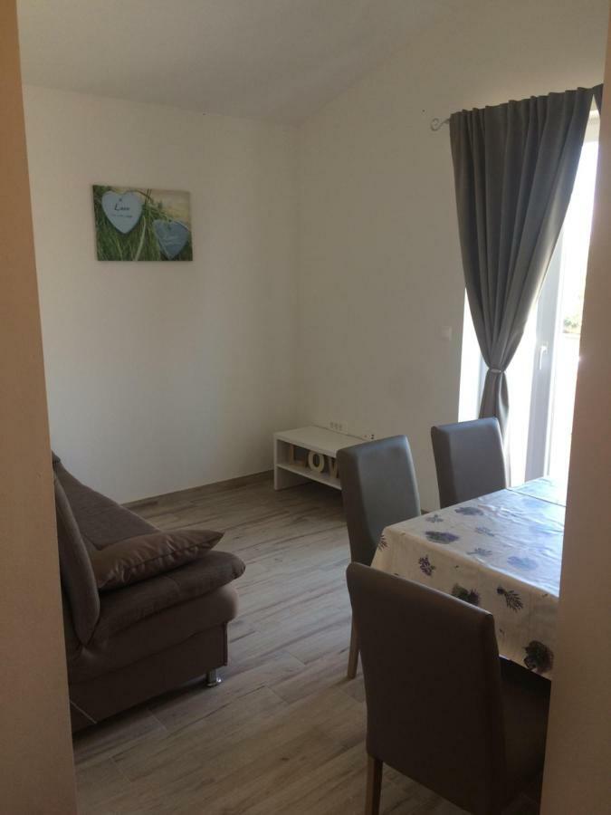 Apartments Sofija Vrsi Bagian luar foto